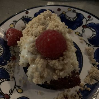 Beginner's Luck - Raspberry cake - Coffee & Tea Near Me - Scottsdale, Arizona