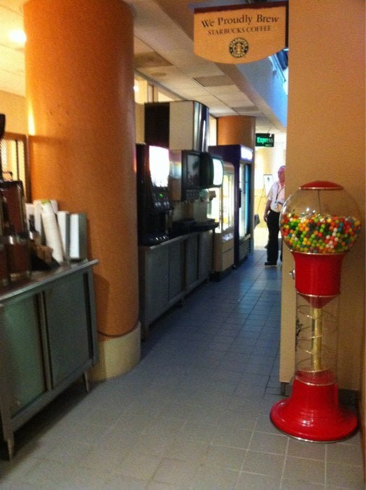 SHUTTLE EXPRESS DELI - 550 C St SW, Washington, District of Columbia ...