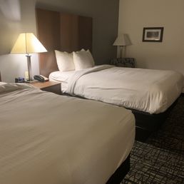 Room with 2 Queen Beds Room with 2 Queen Beds