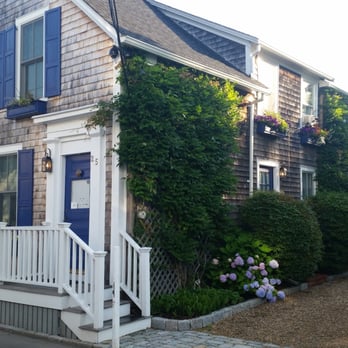 The Lightkeepers Inn - Hotels Near Me - Edgartown, Massachusetts