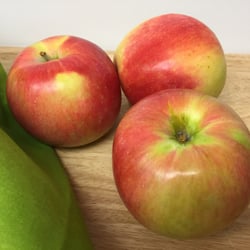Co-op Partners Warehouse - Co-op Partners fresh organic apples.