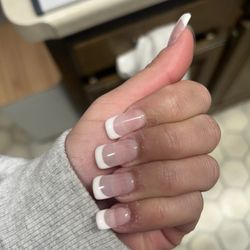 Q Nails
