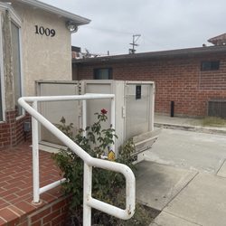 George K Chew,DDS - Ramp/lift for wheelchair access
