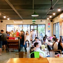 Kandle Cafe