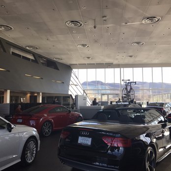 Audi Henderson - Really nice large modern shoes room - Car Dealers Near Me - Henderson, Nevada Audi Henderson - Really nice large modern shoes room - Car Dealers Near Me - Henderson, Nevada