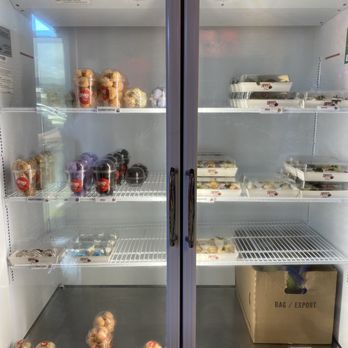 Dipped by Dee - Desserts Near Me - Aiea, Hawaii