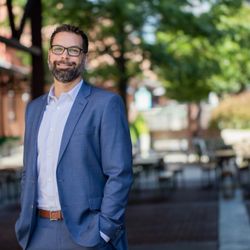 Thomas Kortus - Nest Realty - I am a full-time, experienced realtor who helps clients sell their homes for the most money possible with least amount of stress!