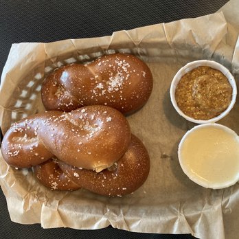 Hot Mama's Wings - Pretzels - Chicken Wings Near Me - Eugene, Oregon
