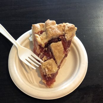 Acme Pie - Strawberry rhubarb slice - Desserts Near Me - Arlington, Virginia