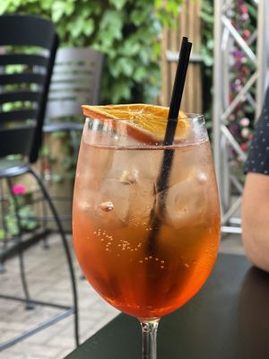 Lark Restaurant & Bar by null