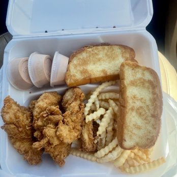 Raising Cane's Chicken Fingers - The Caniac Combo, substitute coleslaw for Texas Toast - Fast Food Near Me - Phoenix, Arizona Raising Cane's Chicken Fingers - The Caniac Combo, substitute coleslaw for Texas Toast - Fast Food Near Me - Phoenix, Arizona