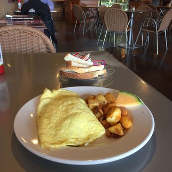Sintra Restaurant - Breakfast & Brunch Near Me - Bend, Oregon Sintra Restaurant - Breakfast & Brunch Near Me - Bend, Oregon