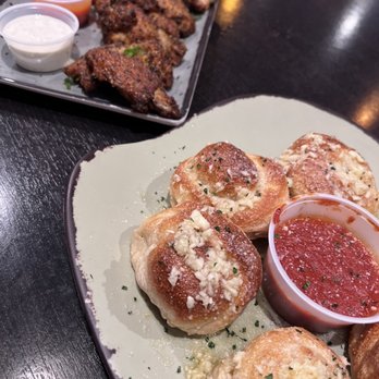 Slyce Madeira Beach - Dry rub wings and garlic knots - Pizza Near Me - Madeira Beach, Florida Slyce Madeira Beach - Dry rub wings and garlic knots - Pizza Near Me - Madeira Beach, Florida