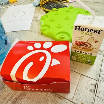 Chick-fil-A - Chick-fil-A Nuggets Kid's Meal - Fast Food Near Me - Athens, Georgia