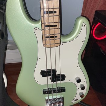Bronstein Music - Set Up Bass - Musical Instruments & Teachers Near Me - South San Francisco, California