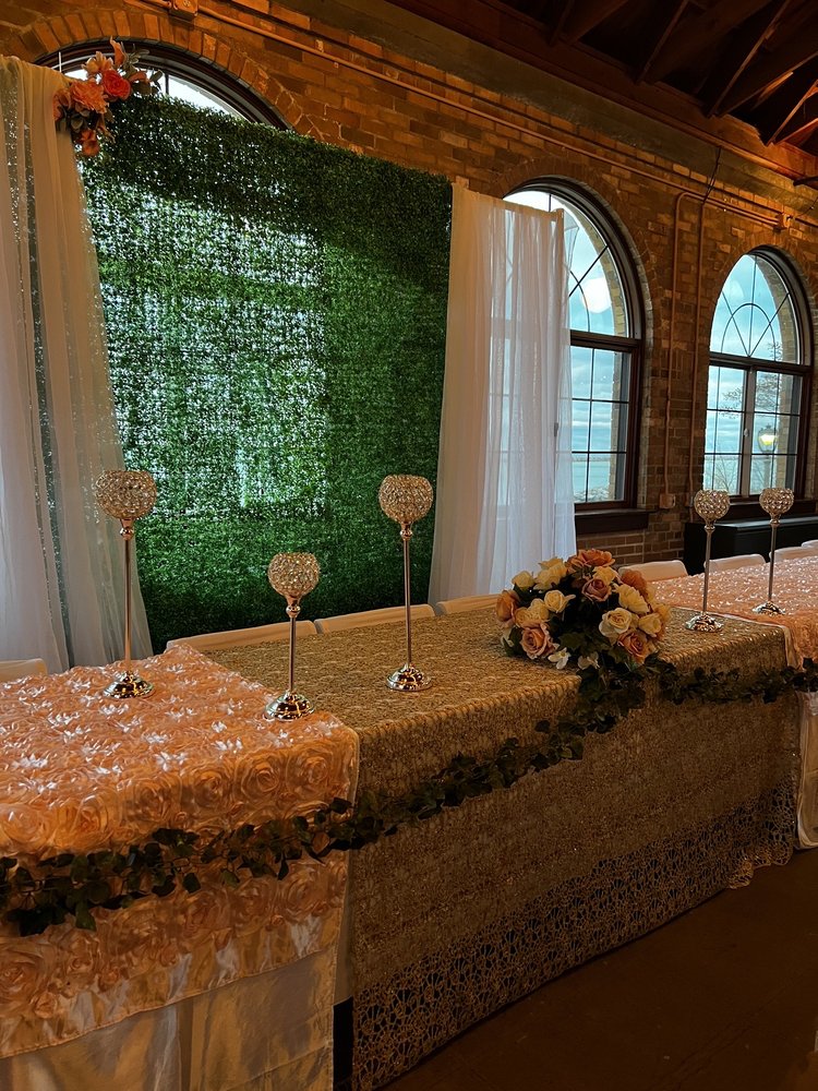 South Shore Park Pavilion - wedding in Milwaukee, WI