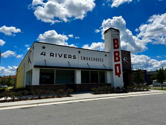 4 Rivers Smokehouse by null
