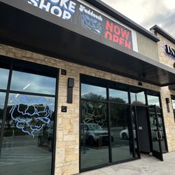 Faddoosh Smoke Shop - STORE FDRONT