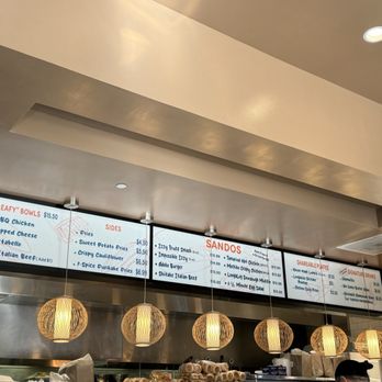 Izzy & Wooks - Lots of options - Burgers Near Me - San Francisco, California
