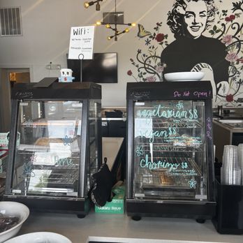 Honeybee Coffee - Coffee & Tea Near Me - Knoxville, Tennessee