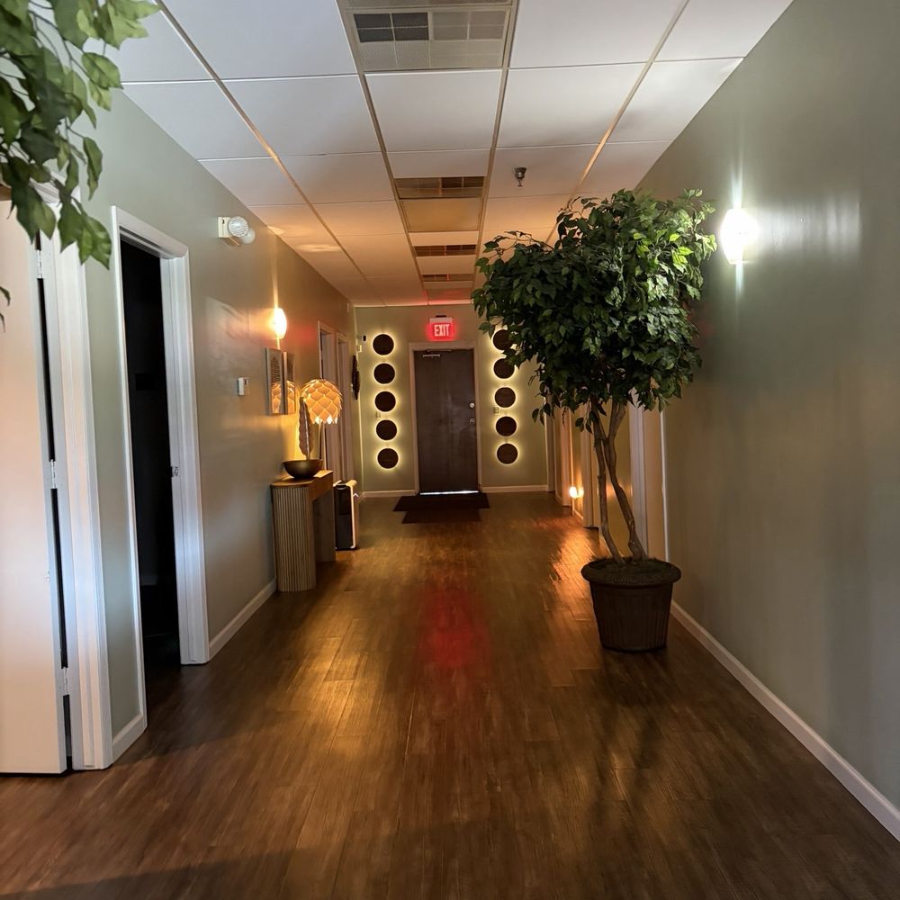 Oasis Massage and Spa - Hallway - Day Spas Near Me - Omaha, Nebraska Oasis Massage and Spa - Hallway - Day Spas Near Me - Omaha, Nebraska