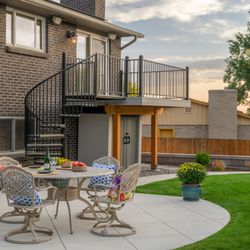 Design Exteriors