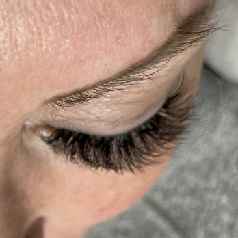 Radiant Glow - Bold volume look, medium short length - Eyelash Service Near Me - Blaine, Minnesota Radiant Glow - Bold volume look, medium short length - Eyelash Service Near Me - Blaine, Minnesota