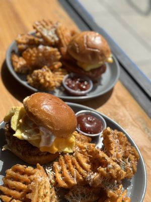 DISTRITO CATORCE by null