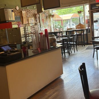 Pablo's Pizza - Dining area - Pizza Near Me - Grand Junction, Colorado