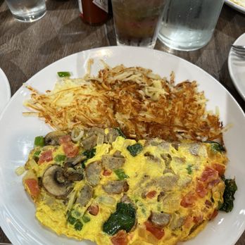 Sweet Cafe - Guiltless Omelet - Breakfast & Brunch Near Me - Chicago, Illinois