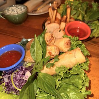 La Dong - Egg Crispy Spring Roll - Vietnamese Near Me - New York, New York La Dong - Egg Crispy Spring Roll - Vietnamese Near Me - New York, New York