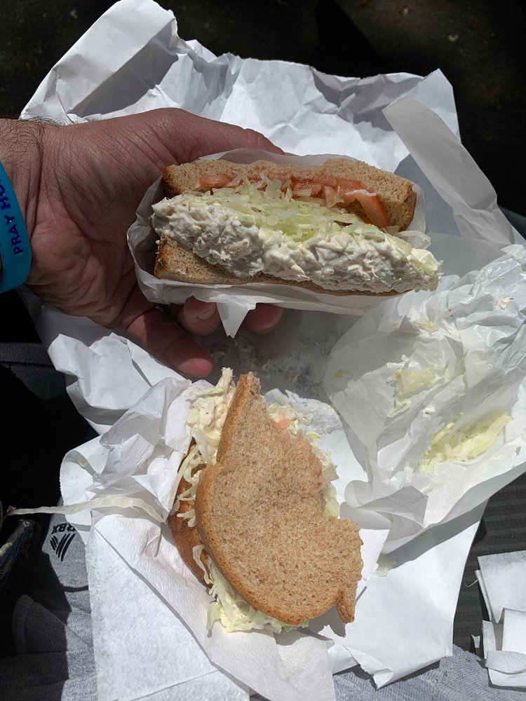 FAMILY DELI AND CATERING Updated May 2024 10 Photos 626 N Barry