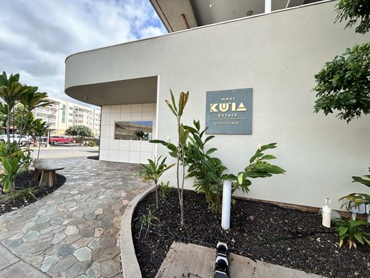 Maui Ku'ia Estate Chocolate by null