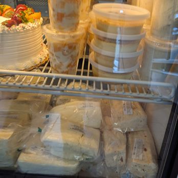 Lolly's Bakery - Lolly's Bakery 8/2025 - Bakeries Near Me - Lynn, Massachusetts