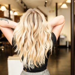 Davis Feliz Salon - Balayage color