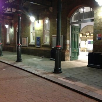 Crystal Palace Station - Train Stations Near Me - London, XGL