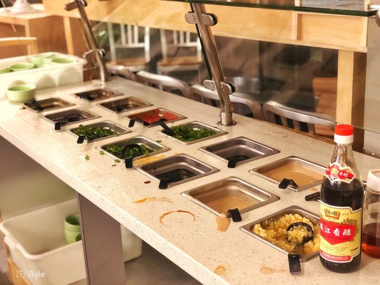 Mumu Hot Pot by null