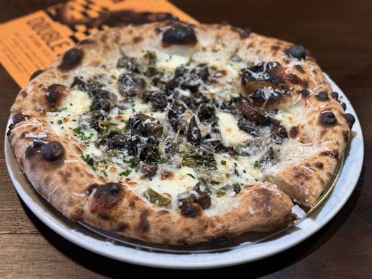 Double Zero Pie & Pub by null