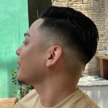 De La Mancha - Barbers Near Me - Guadalajara, JAL