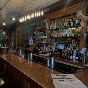 Il Buco - Inside - Italian Near Me - New York, New York Il Buco - Inside - Italian Near Me - New York, New York