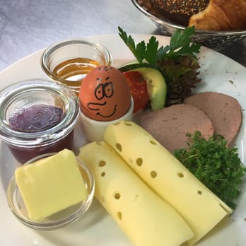 Fassbender - Frühstück is fertig - Patisserie/Cake Shop Near Me - Cologne, NW