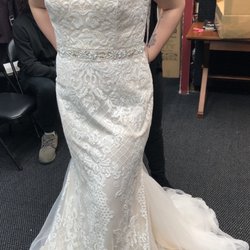 Elegant Affair Bridal & Tuxedo Gallery