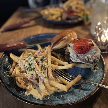 Eureka! - Burgers Near Me - Claremont, California Eureka! - Burgers Near Me - Claremont, California