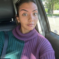 Laila's Beauty Salon - Threaded brows