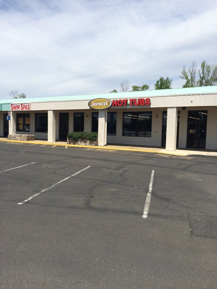 JACUZZI HOT TUBS OF DOYLESTOWN Updated September 2024 1111 Easton