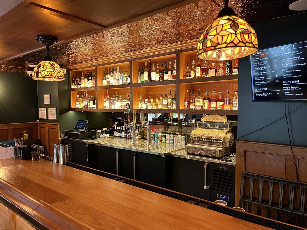 LOBBY BAR Updated September 2024 23 Photos 12 McGillis Ave, Lake