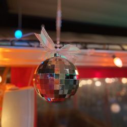 Patrick's Bar and No Grill - Christmas decor