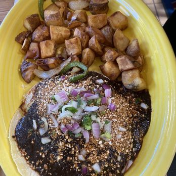 Tower Cafe - Oaxacan Eggs Mole - Breakfast & Brunch Near Me - Sacramento, California