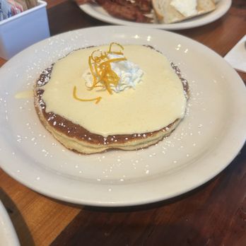 Moke’s Bread And Breakfast - Breakfast & Brunch Near Me - Honolulu, Hawaii