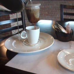 Downtown Coffee Shopp - Cafezinho coado.